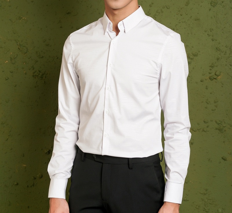 Giặt sạch áo sơ mi trắng bị dính bẩn lâu ngày