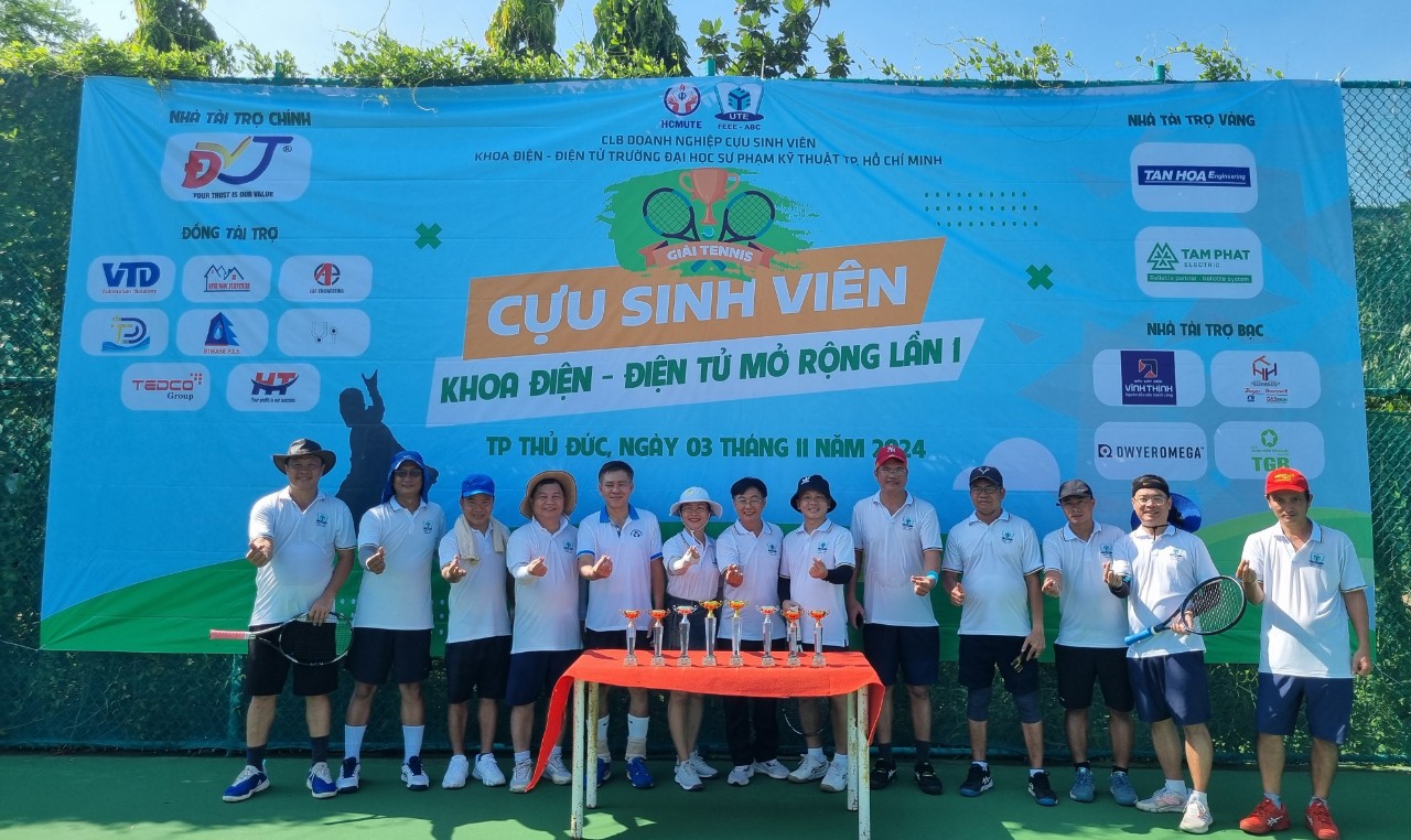 kien bach a dong hanh cung giai tennis cuu sinh vien dhspkt 2